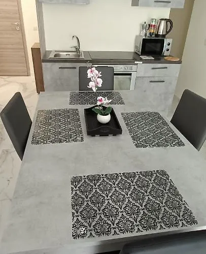 Dom wakacyjny 54 One By Rw San Julian's *