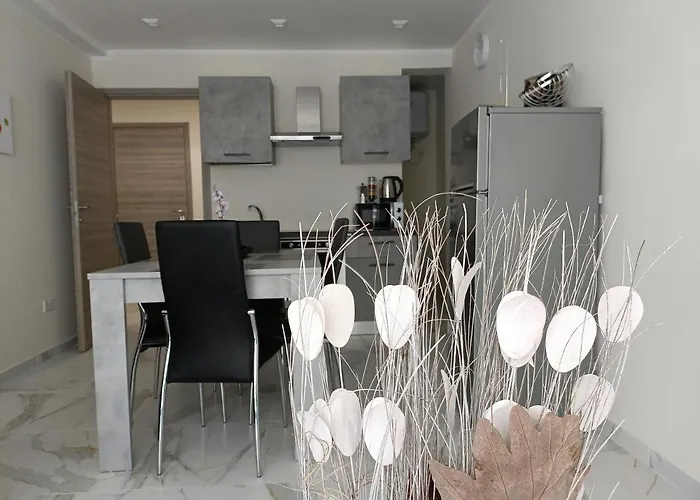 54 One By Rw San Julian's *