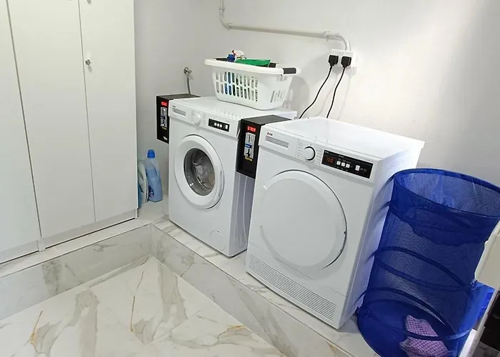 Dom wakacyjny 54 One By Rw San Julian's *